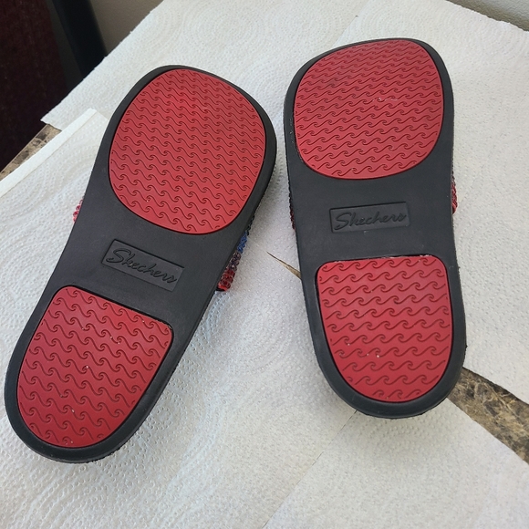 Skechers Rainbow Slip On Sandals Slides Faux Rhinestone  Plush Foam footbed - Picture 9 of 11